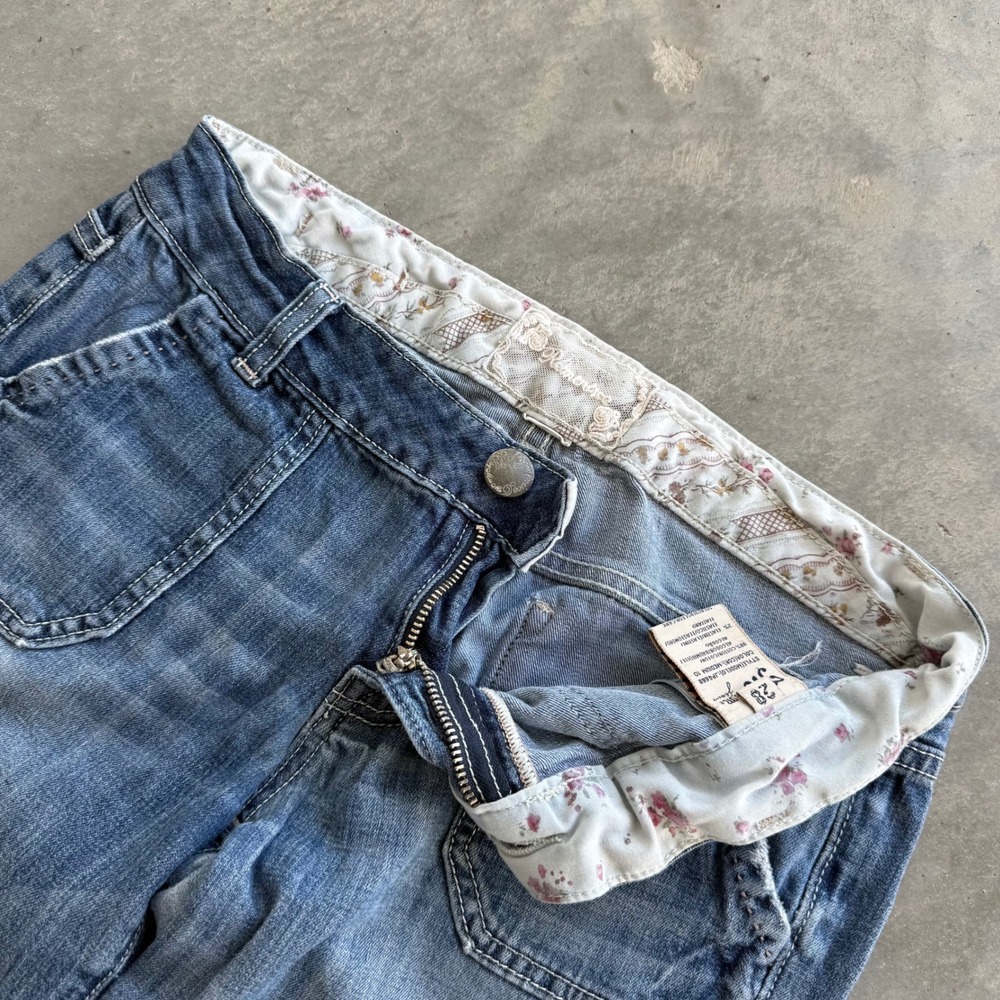 Miss Me JP4668 Womens Wide Leg Flare Jeans Medium Wash Floral Waistband Size 28